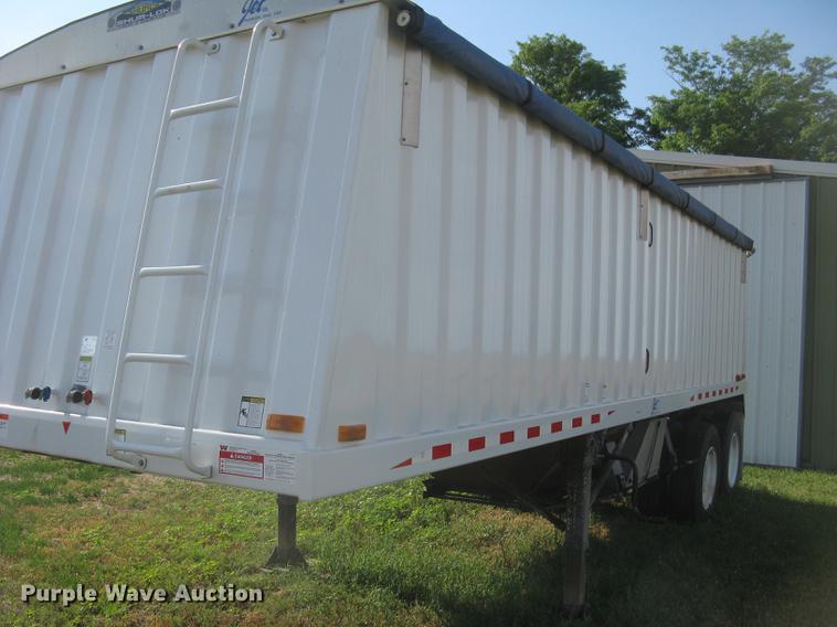 image for item DC2250 2001 Jet single hopper bottom grain trailer