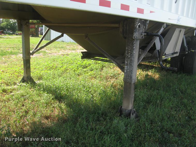 image for item DC2250 2001 Jet single hopper bottom grain trailer