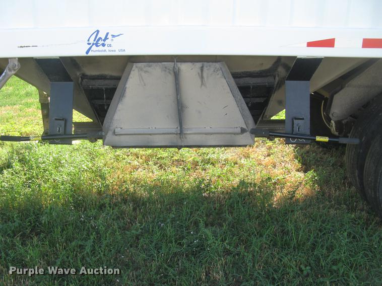 image for item DC2250 2001 Jet single hopper bottom grain trailer