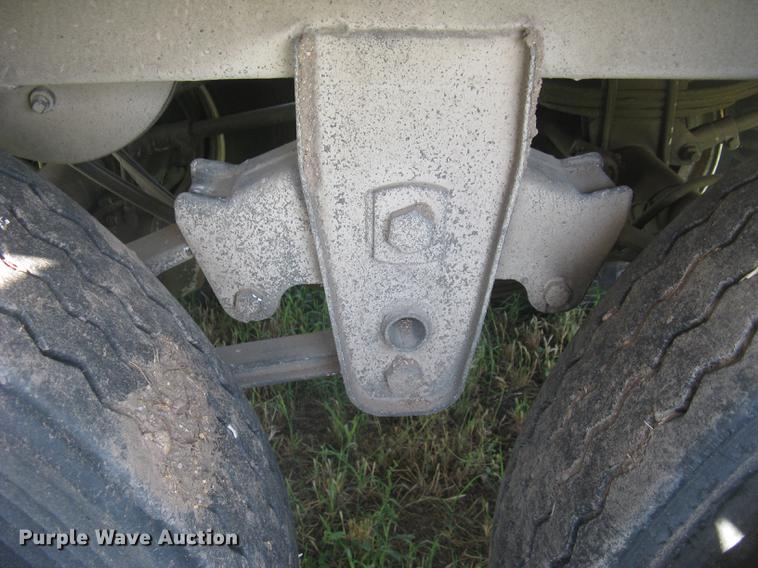 image for item DC2250 2001 Jet single hopper bottom grain trailer