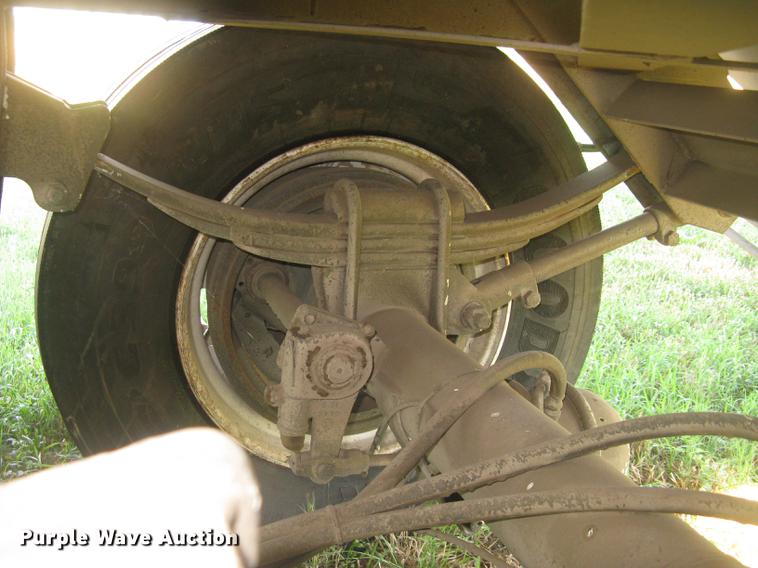 image for item DC2250 2001 Jet single hopper bottom grain trailer