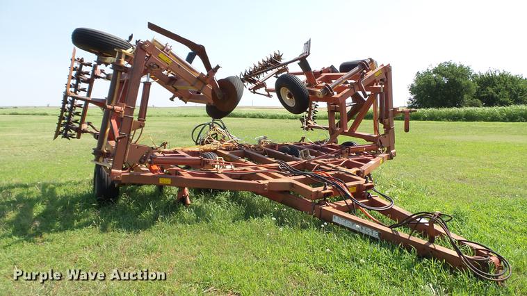 image for item DC4178 Krause 3776 field cultivator