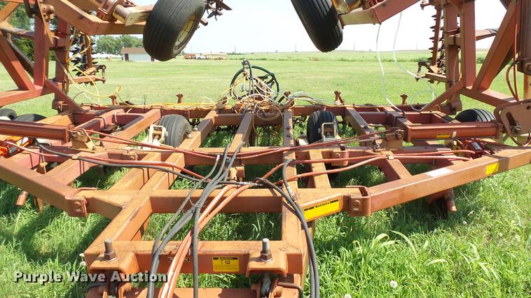 image for item DC4178 Krause 3776 field cultivator