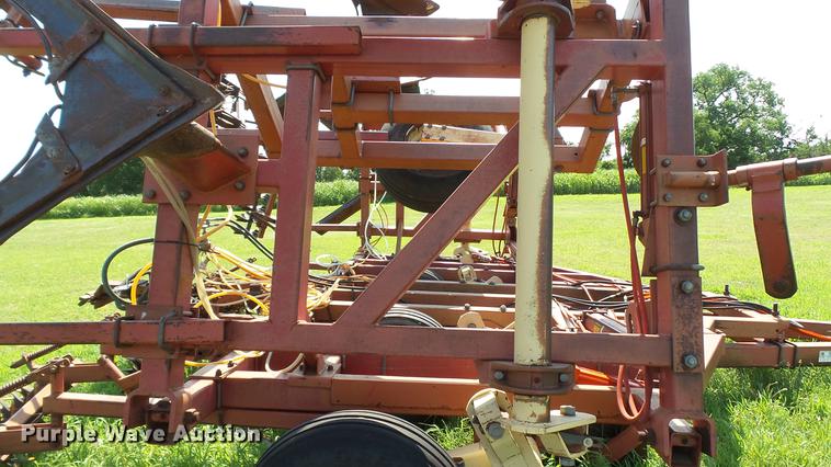 image for item DC4178 Krause 3776 field cultivator