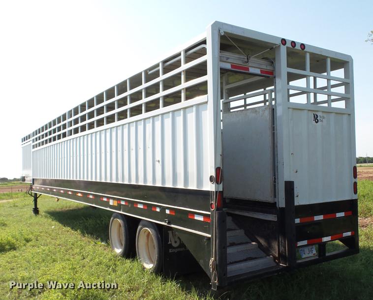 image for item DC4182 2000 Neville Built livestock trailer
