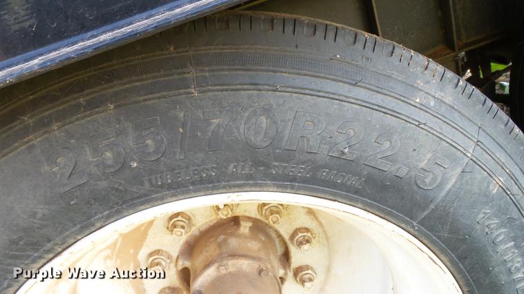 image for item DC4182 2000 Neville Built livestock trailer