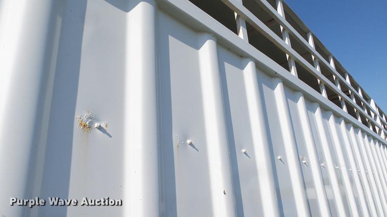 image for item DC4182 2000 Neville Built livestock trailer