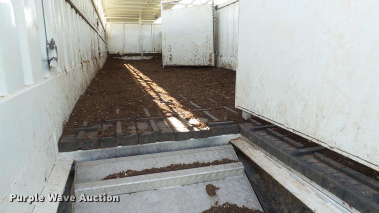 image for item DC4182 2000 Neville Built livestock trailer