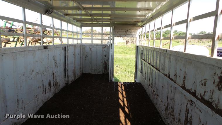 image for item DC4182 2000 Neville Built livestock trailer