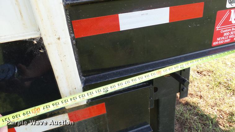 image for item DC4182 2000 Neville Built livestock trailer