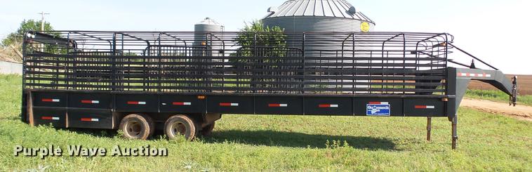 image for item DC4184 2008 Gooseneck Trailers livestock trailer