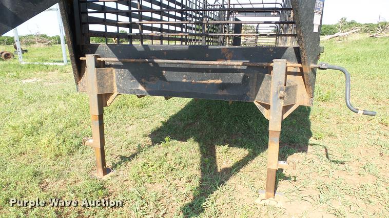 image for item DC4184 2008 Gooseneck Trailers livestock trailer