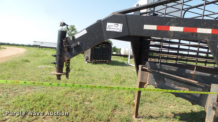 image for item DC4184 2008 Gooseneck Trailers livestock trailer