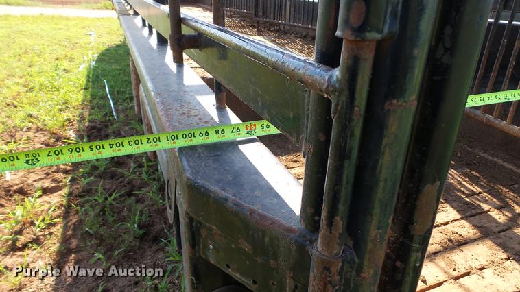 image for item DC4184 2008 Gooseneck Trailers livestock trailer