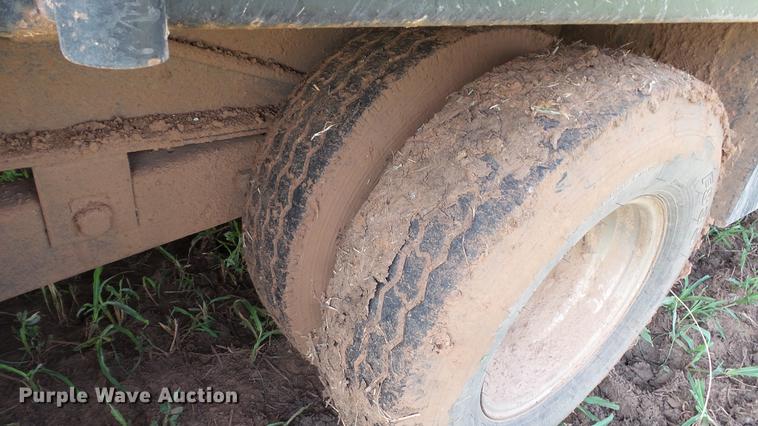 image for item DC4184 2008 Gooseneck Trailers livestock trailer