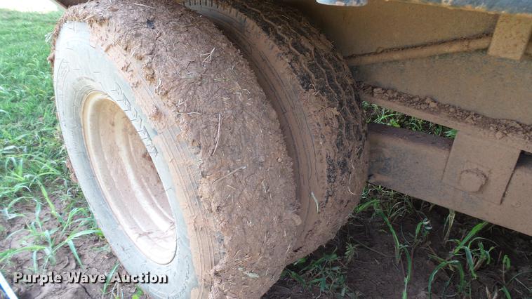 image for item DC4184 2008 Gooseneck Trailers livestock trailer