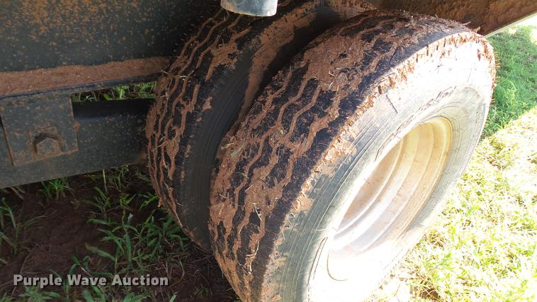 image for item DC4184 2008 Gooseneck Trailers livestock trailer