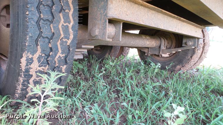 image for item DC4184 2008 Gooseneck Trailers livestock trailer