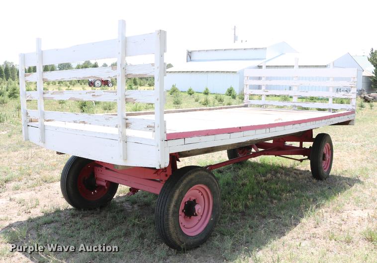image for item DC7521 Hay bale trailer
