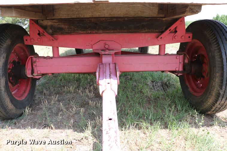 image for item DC7521 Hay bale trailer