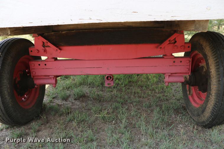 image for item DC7521 Hay bale trailer