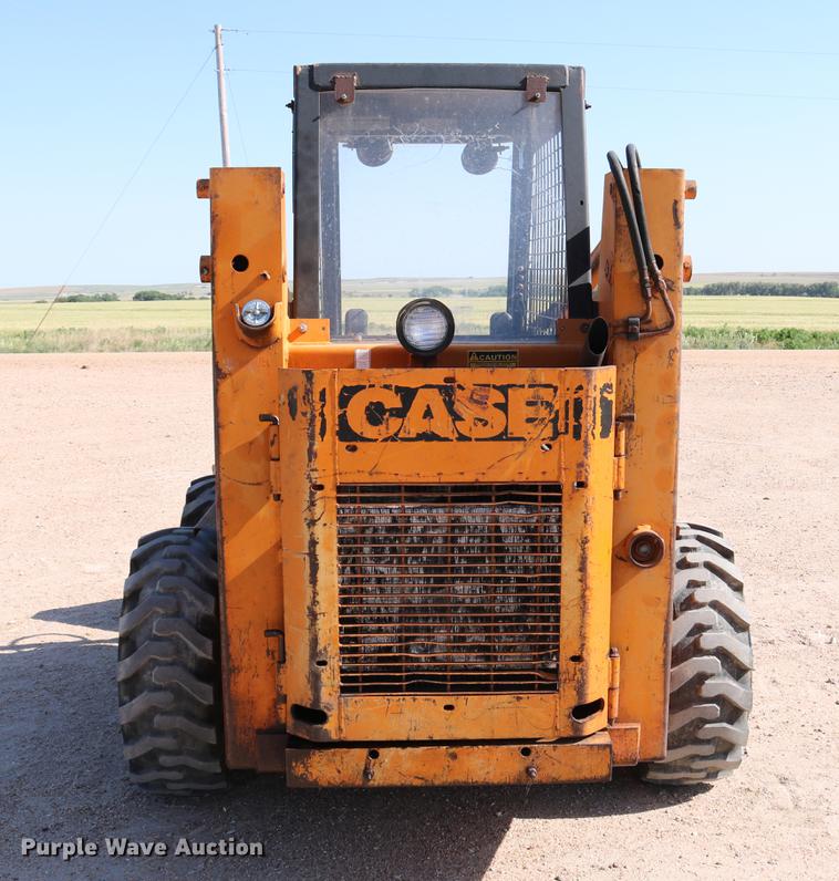 image for item DC7526 1981 Case 1845 skid steer
