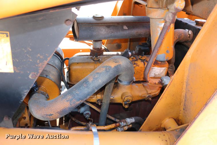 image for item DC7526 1981 Case 1845 skid steer