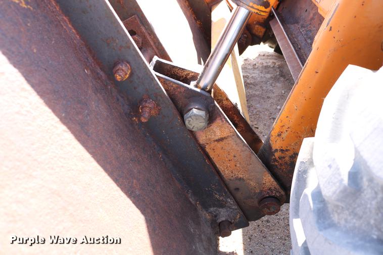 image for item DC7526 1981 Case 1845 skid steer