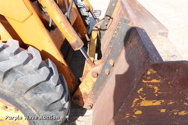 image for item DC7526 1981 Case 1845 skid steer