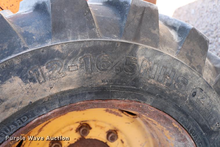 image for item DC7526 1981 Case 1845 skid steer