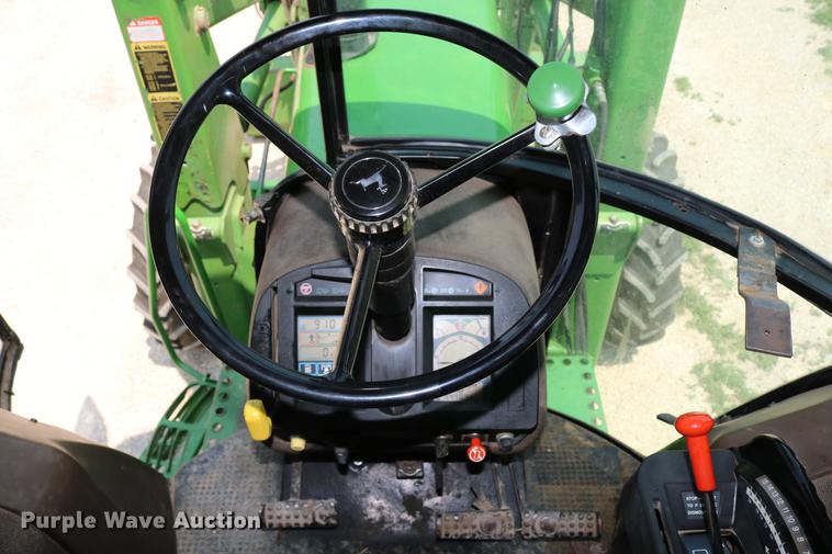 image for item DC7528 1991 John Deere 4455 tractor