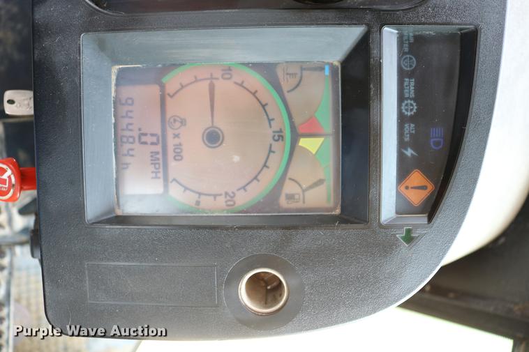 image for item DC7528 1991 John Deere 4455 tractor