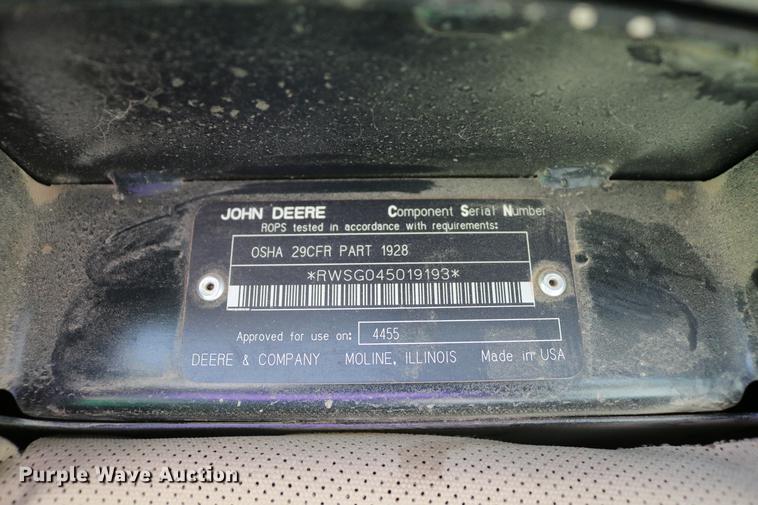 image for item DC7528 1991 John Deere 4455 tractor