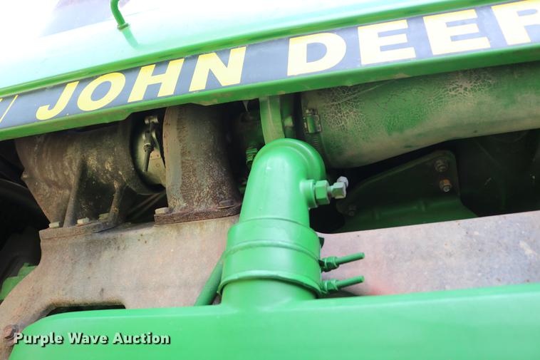 image for item DC7528 1991 John Deere 4455 tractor