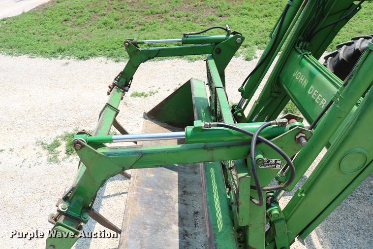 image for item DC7528 1991 John Deere 4455 tractor