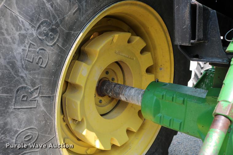 image for item DC7528 1991 John Deere 4455 tractor