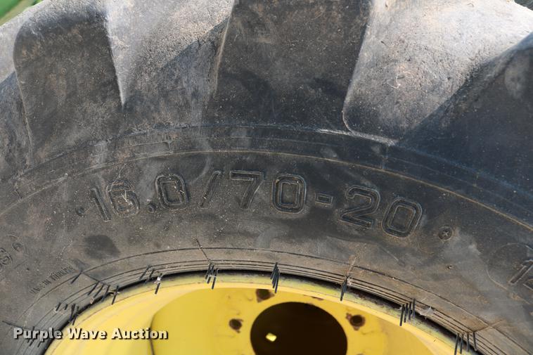 image for item DC7528 1991 John Deere 4455 tractor