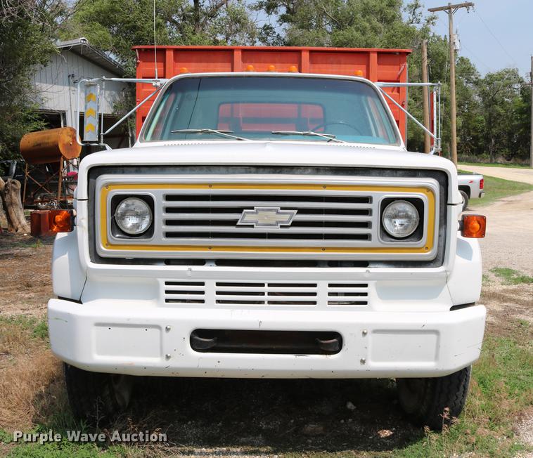 image for item DD4263 1978 Chevrolet C65 grain truck