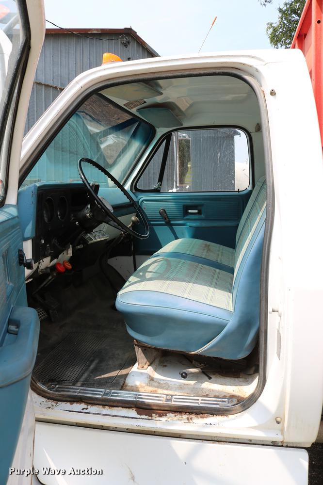 image for item DD4263 1978 Chevrolet C65 grain truck