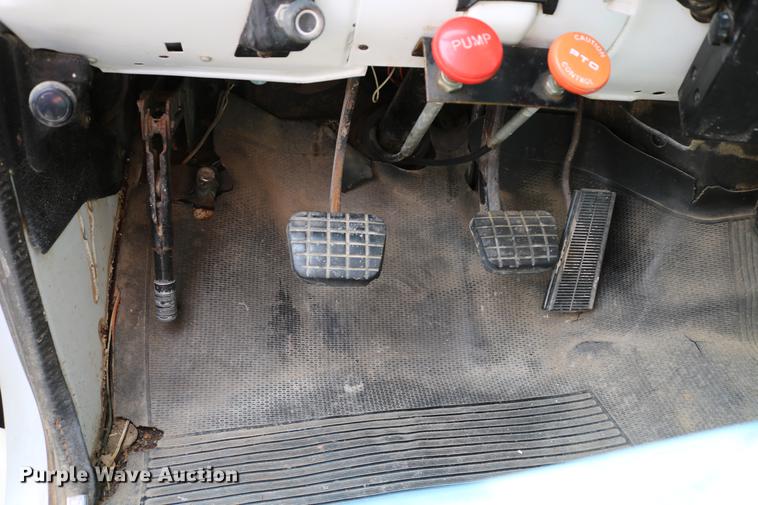 image for item DD4263 1978 Chevrolet C65 grain truck