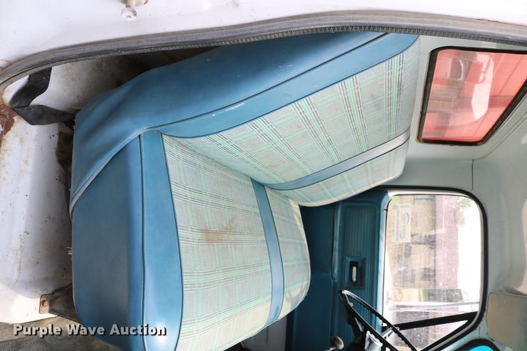 image for item DD4263 1978 Chevrolet C65 grain truck