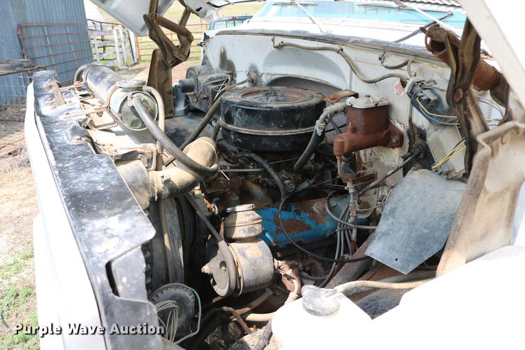 image for item DD4263 1978 Chevrolet C65 grain truck