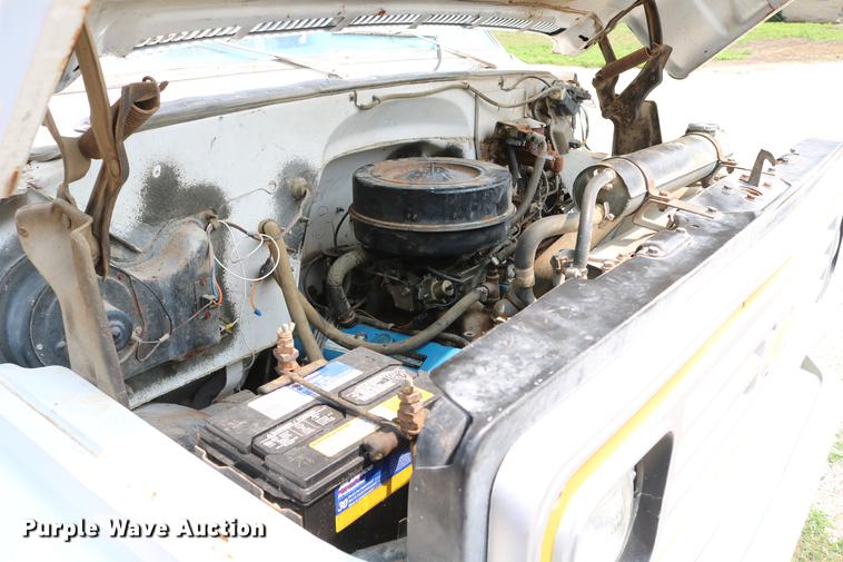 image for item DD4263 1978 Chevrolet C65 grain truck