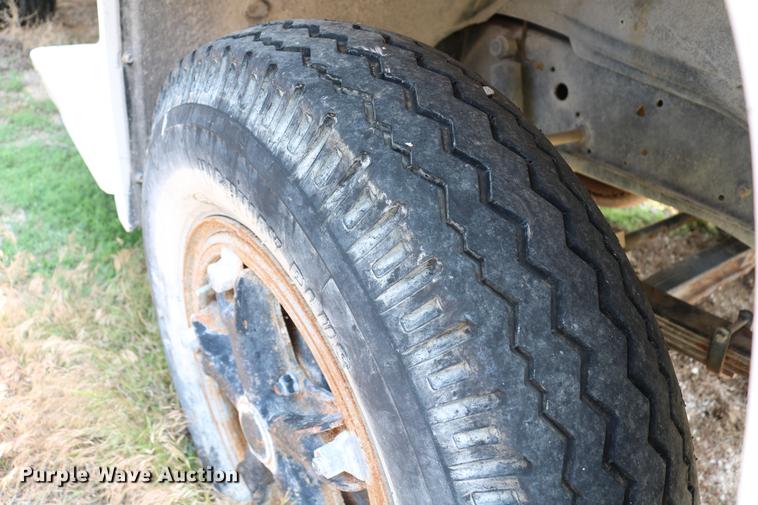 image for item DD4263 1978 Chevrolet C65 grain truck