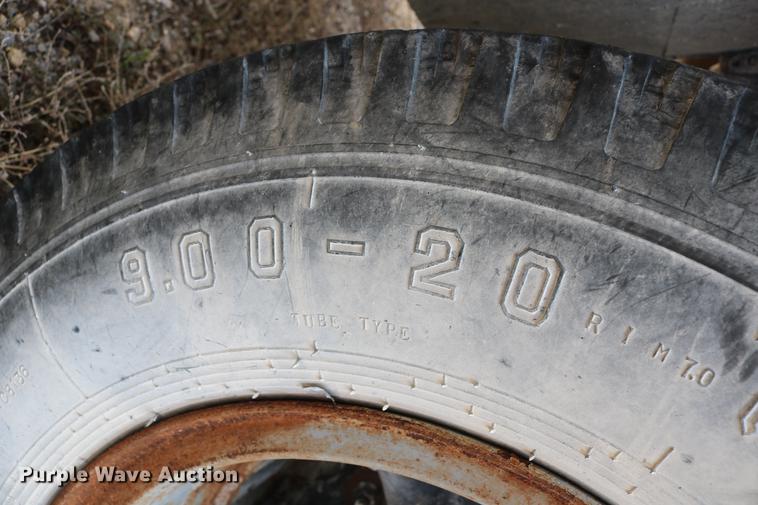 image for item DD4263 1978 Chevrolet C65 grain truck