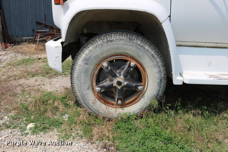 image for item DD4263 1978 Chevrolet C65 grain truck