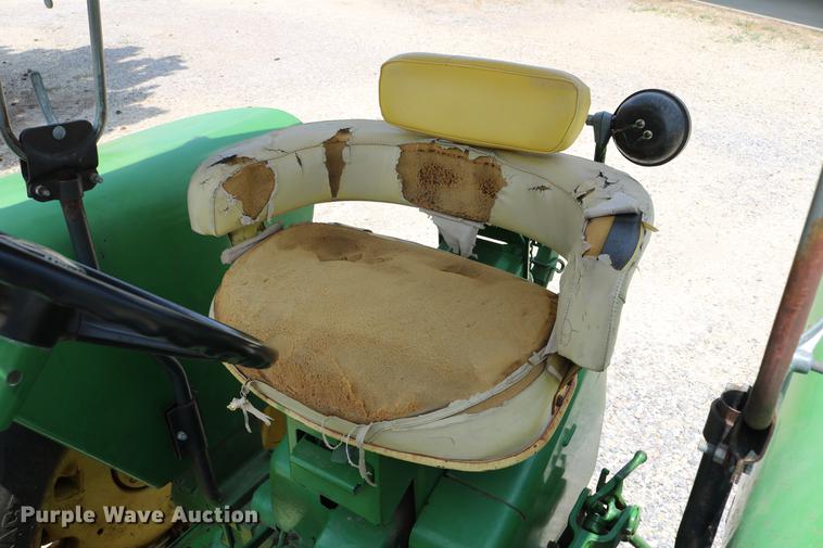 image for item DD4268 1966 John Deere 3020 tractor