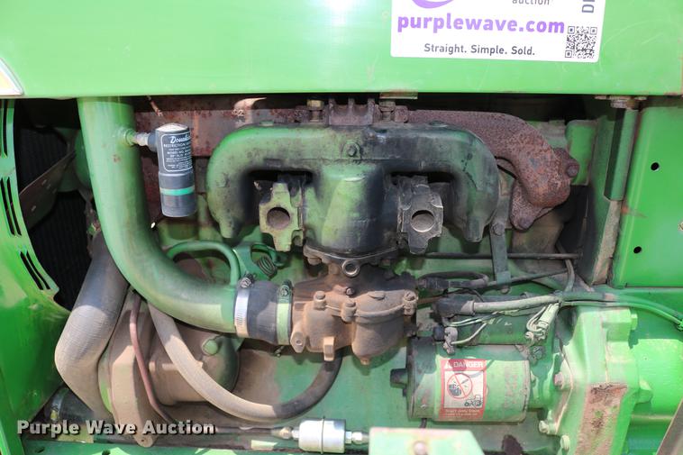 image for item DD4268 1966 John Deere 3020 tractor