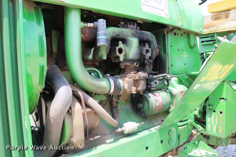 image for item DD4268 1966 John Deere 3020 tractor
