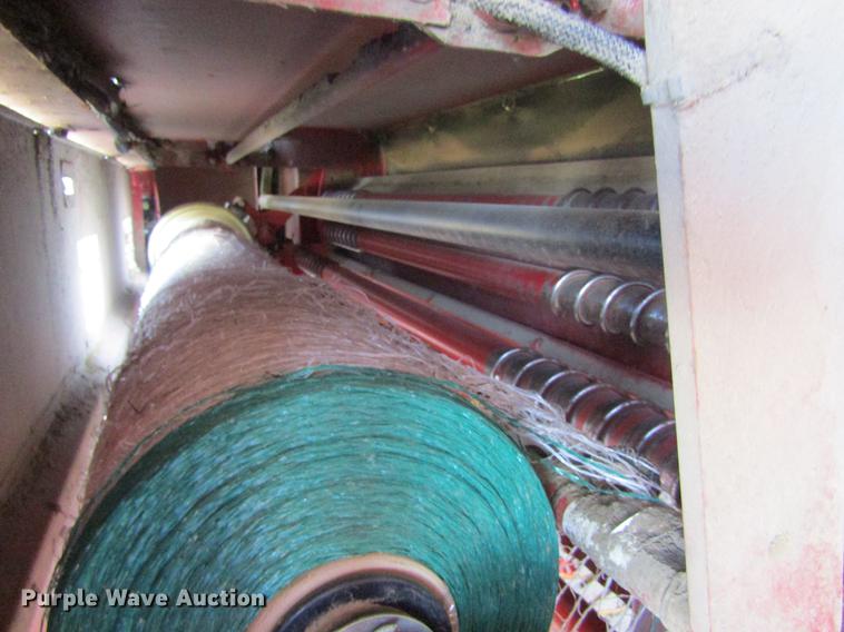 image for item DD5705 2007 New Holland BR780A round baler